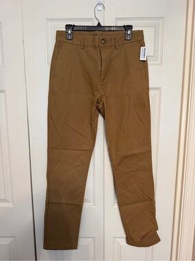 NWT Old Navy Men’s Brown Slim Khakis 31x34